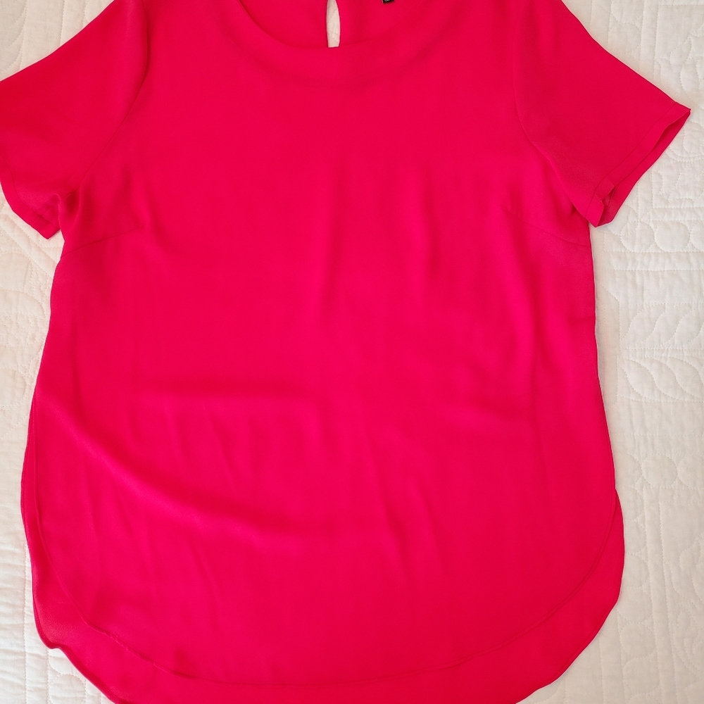 Hot pink short sleeve ladies L top